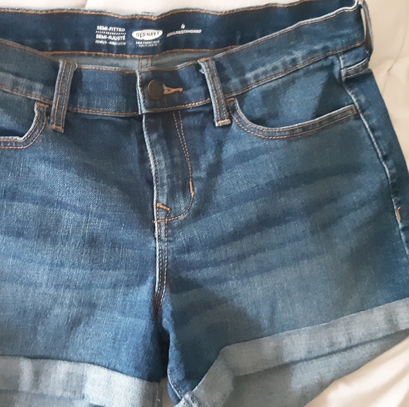 Short jeans Old Navy semi-fitted size 4 - Picture 7 of 8